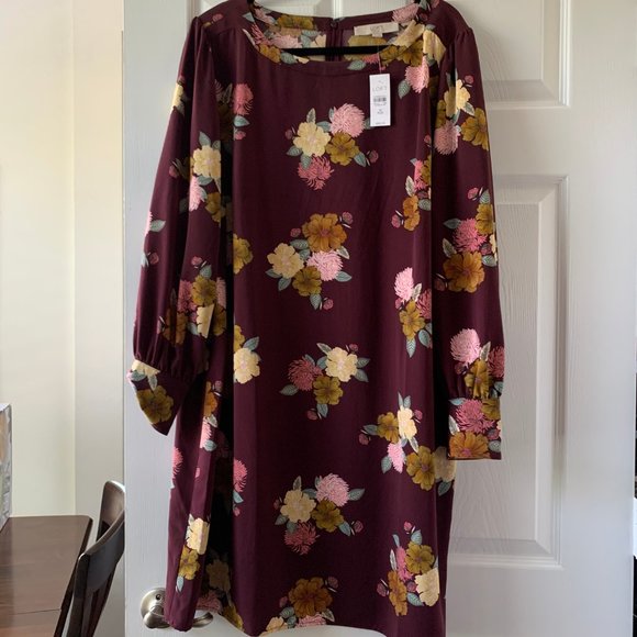LOFT Dresses & Skirts - ⭐️NWT⭐️ Loft Dress